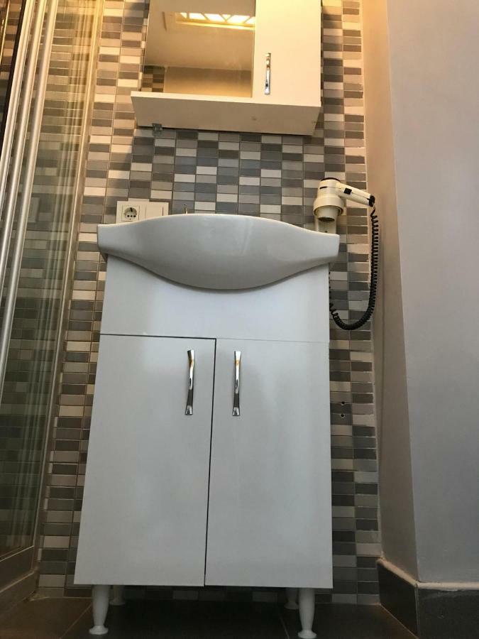 Montena Suite (Adults Only) Istanbul Bagian luar foto